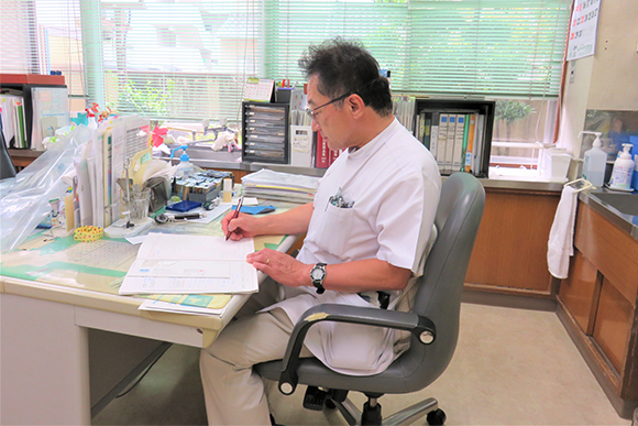 イナバ小児科　院長 稲葉 淳